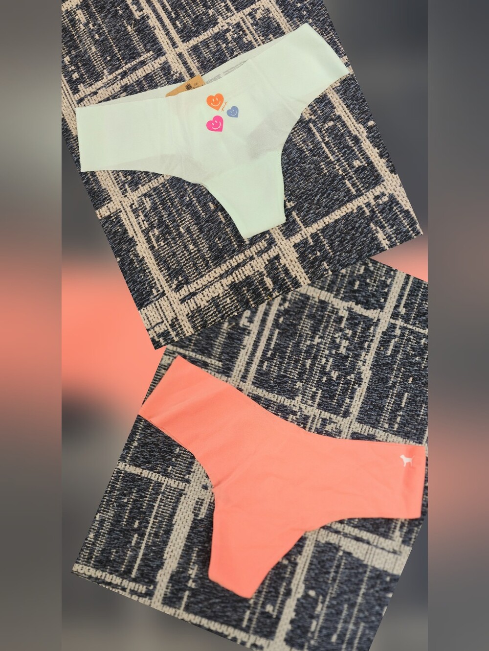 Victoria's Secret PINK Women's Seamless Thong Panties Mint and Coral - NWT